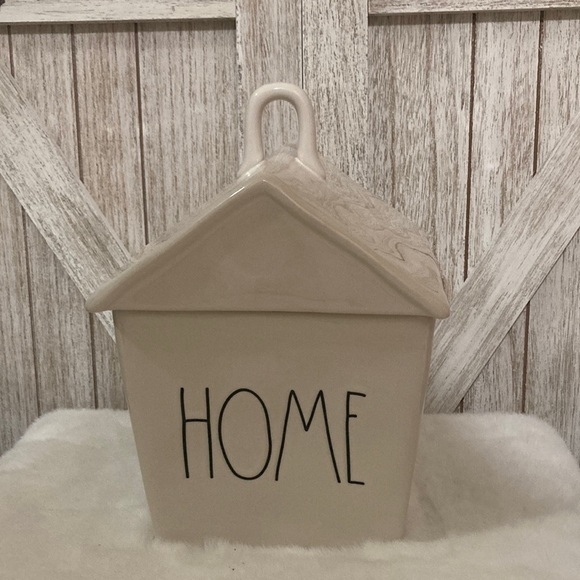 Rae Dunn Home Canister/Cookie Jar - Picture 1 of 7